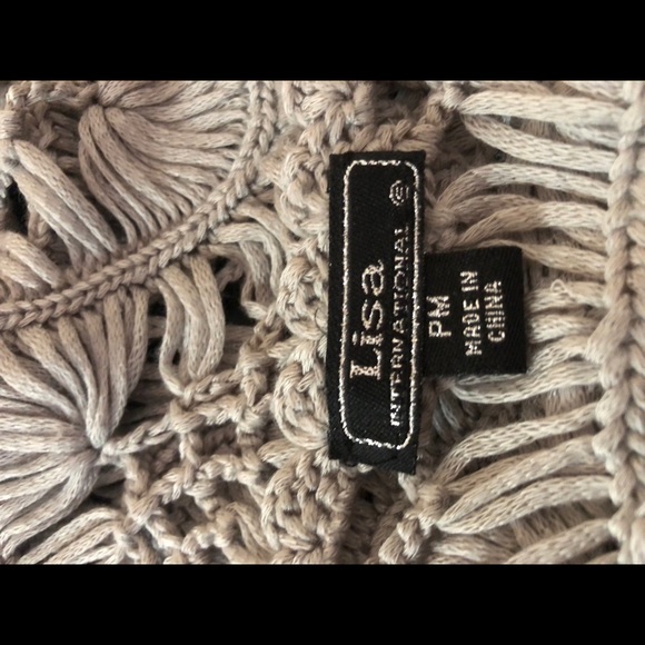 Gray Knit Short Sleeve Top, Size Petite Medium - Picture 5 of 6